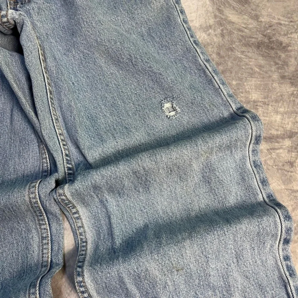 Levi's 550 Y2K 2000s Heavyweight Relaxed Fit Light Wash Blue Denim Jeans